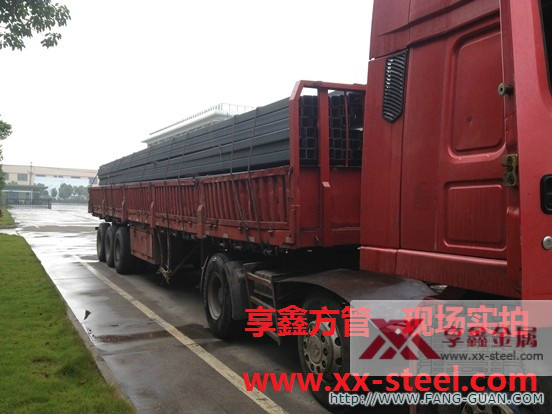 南京特种装备制造有限公司采购的低合金方钢管已经装车发货了